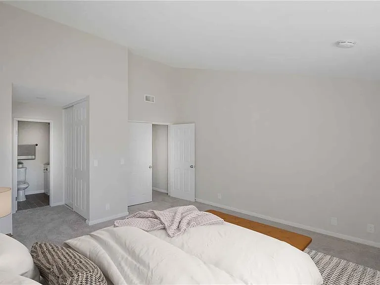 936 Fairway Dr #26 — Photo 2