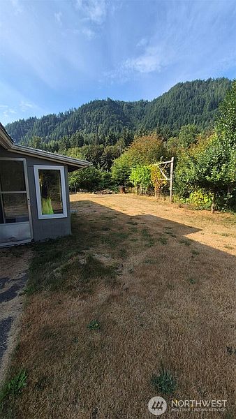 4th image of 145 Tilton Drive