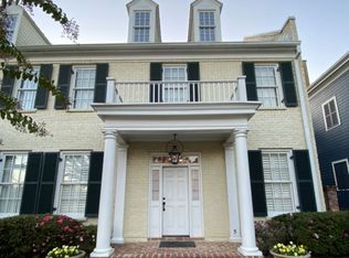 5 Fondren Green Cir, Jackson, MS 39216