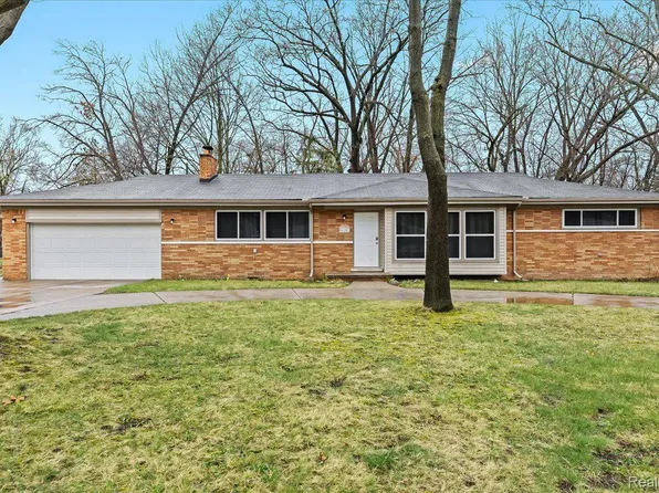 16151 Ryland, Redford, MI 48240