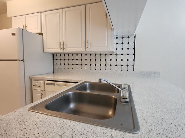 2635 SW 35th Pl APT 1301