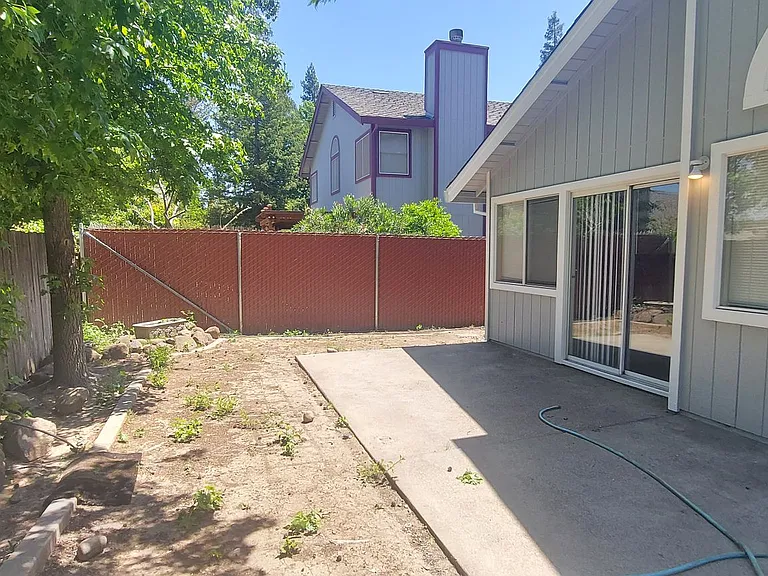 3835 Hunters Glen Pl — Photo 31
