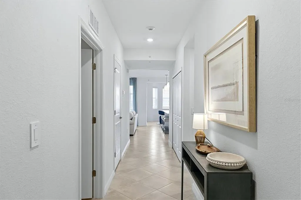 2 bed, 2.0 bath, 1154 sqft, $2,750 — Photo 3