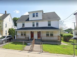 1824 River St ROOM 1, Hyde Park, MA 02136