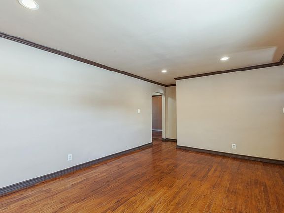 5th image of 74-71 220th St #1