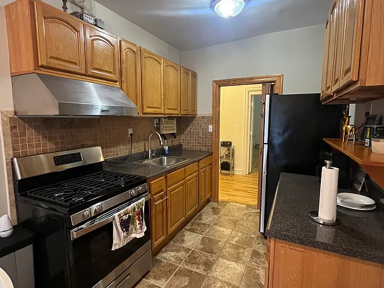 3396 Wayne Ave #D14 — Photo 8