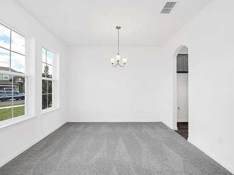 1217 Grassland Ave — Photo 3