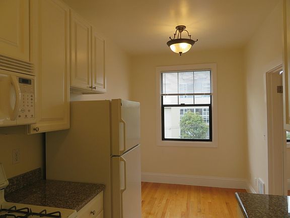 4th image of 48 Haight St #10