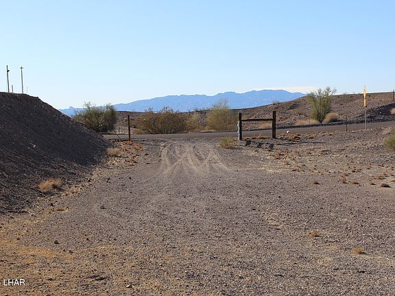 3rd image of 1000 Vista Dr