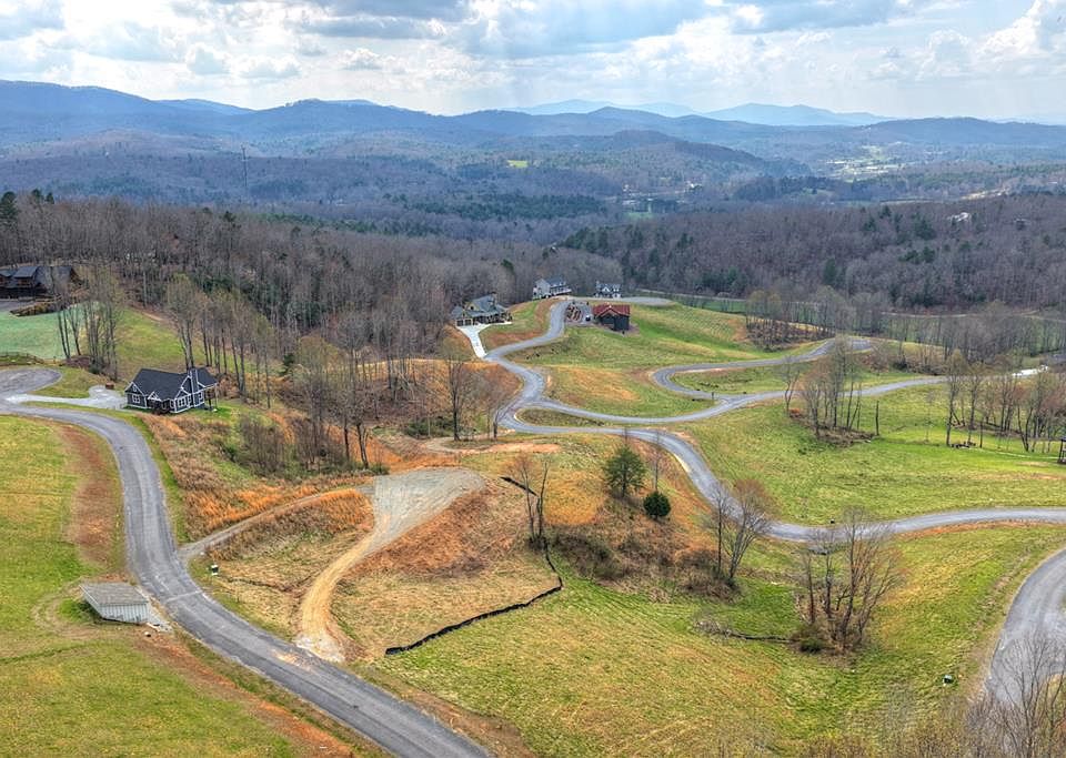 1st image of 45 Valley Br