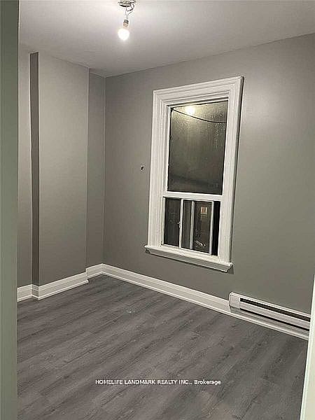 1st image of 271 Dunn Ave #2