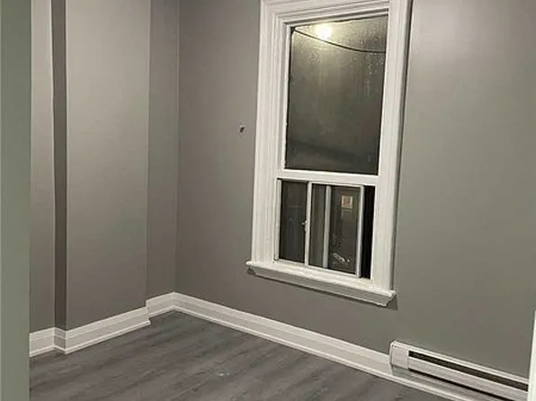 271 Dunn Ave #2, Toronto, ON M6K 2S1