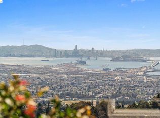 2 Diablo Dr, Oakland, CA 94611
