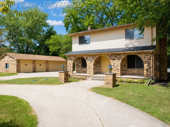 5438 Ray Rd, Linden, MI 48451