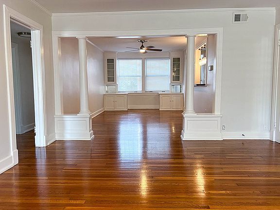 3rd image of 404 E 43rd St #5