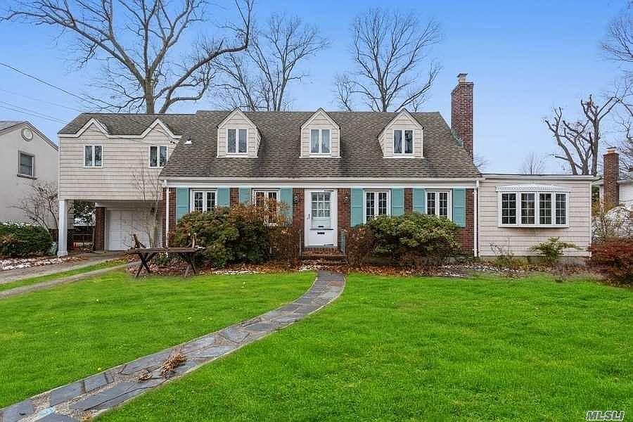 1st image of 141 Dogwood Ave