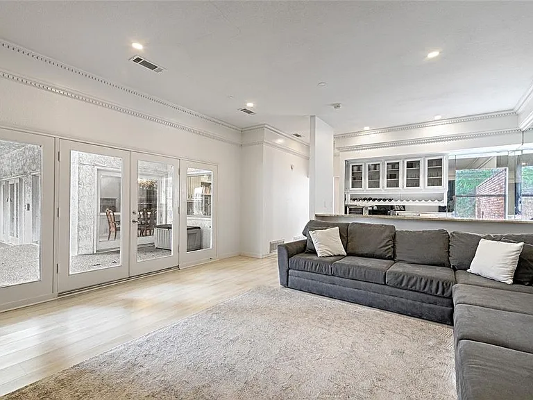 12504 Renoir Ln — Photo 13