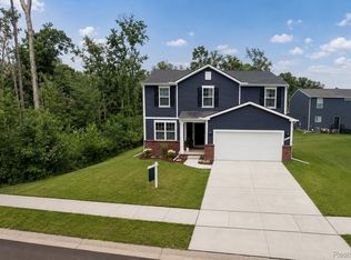 9171 Dogwood Ln, Dexter, MI 48130
