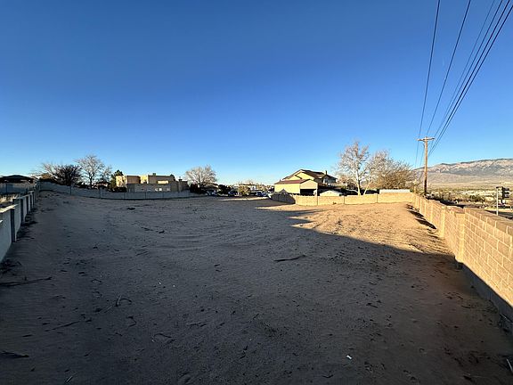 5th image of 4416 Condesa Ct NW