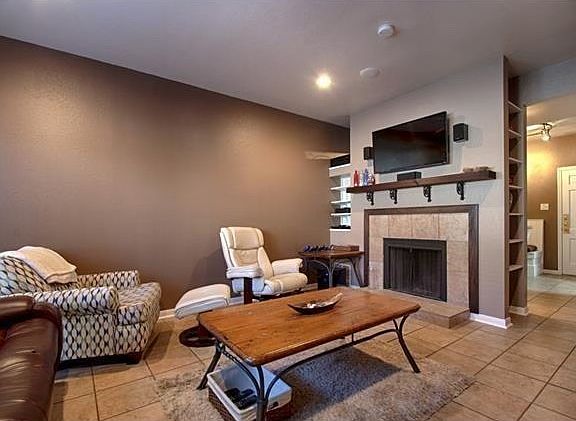5th image of 2529 Rio Grande St APT 37