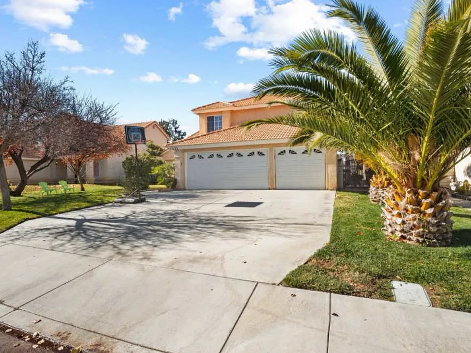 37233 Newbury Pl