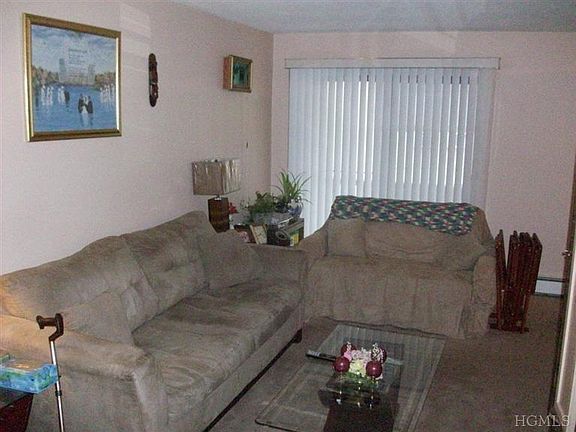 3rd image of 12 Granada Cres APT 18