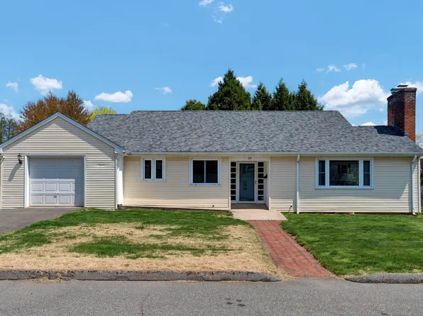 28 Deerfield Road, Wethersfield, CT 06109