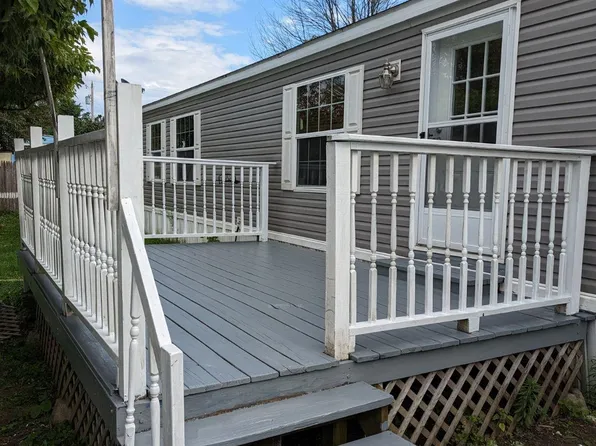 35 Kapica Lane, Milton, VT 05468