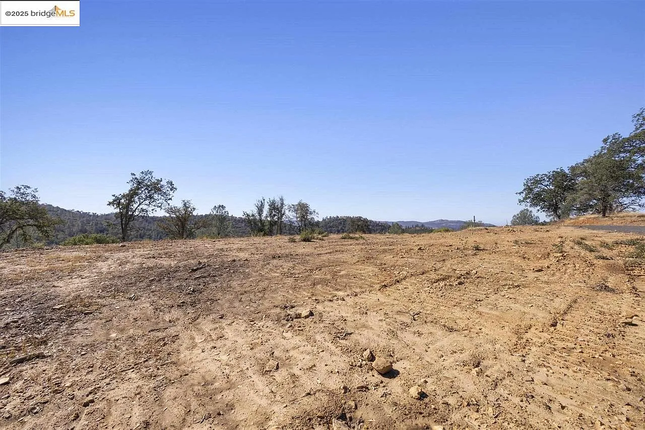 17880 State Highway 120 photo 1