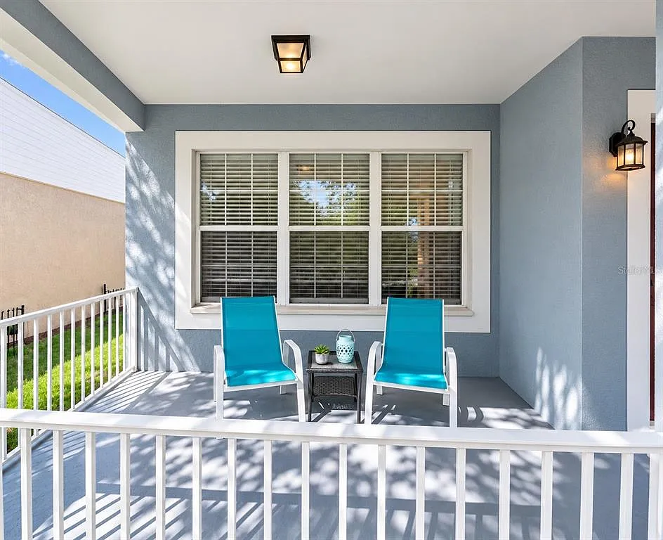 4 bed, 3.5 bath, 2082 sqft, $3,395 — Photo 3