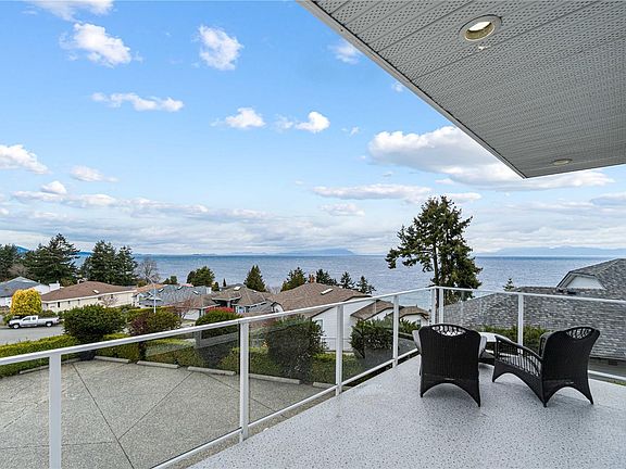 3rd image of 198 Heritage Dr