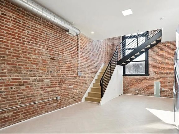 4th image of 1705 N 7th St #11
