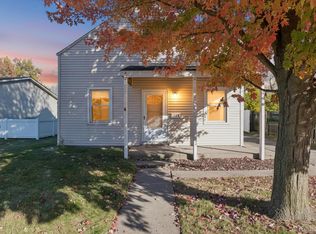 129 South St, Belleville, MI 48111