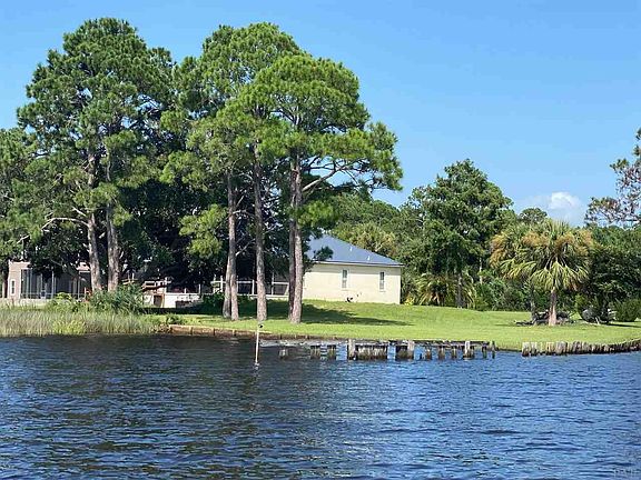 4th image of 8010 Blackwater Dr