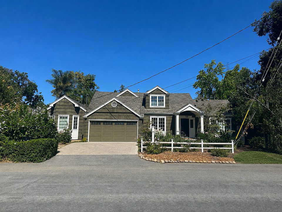 1st image of 1613 Parkhills Ave