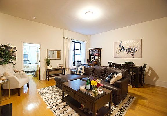 4th image of 137 W 75th St APT Bf