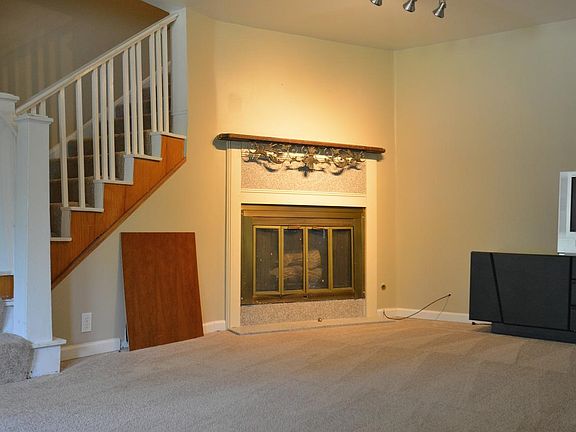 5th image of 1165 N East End Ave