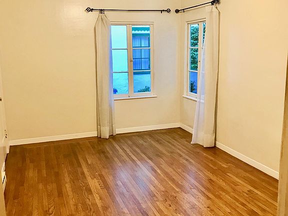 5th image of 15 Hawthorne Way APT 103