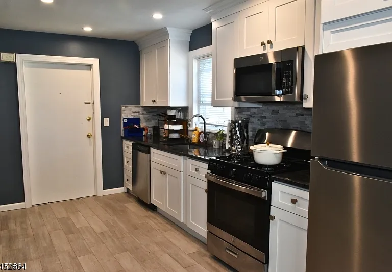 139 Ray St #1 — Photo 4