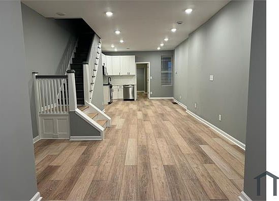2nd image of 2105 Stenton Ave