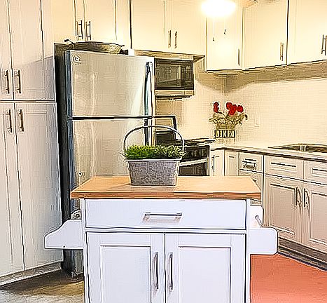 2nd image of 2400 Walnut Ave APT 8