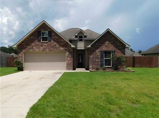42174 Penrose St, Ponchatoula, LA 70454