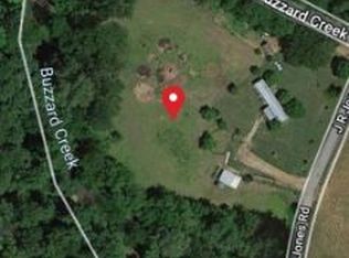 5570 Jr Jones Rd, Cedar Hill, TN 37032