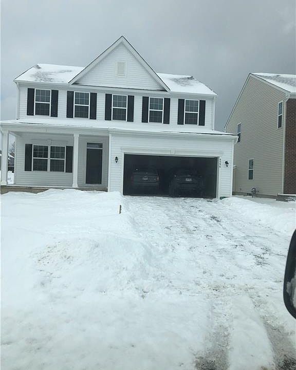 1st image of 4594 Lakeside Oval