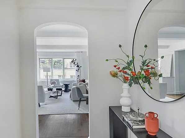 400 E 52nd St APT 11C, New York, NY 10022