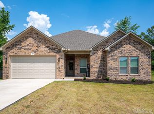 202 Wellswood Dr, Greenbrier, AR 72058