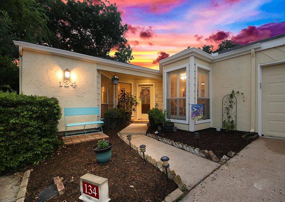 1st image of 12800 Briar Forest Dr Unit 134