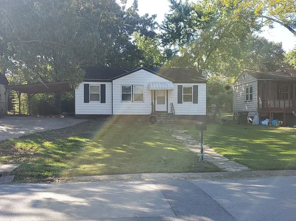 4617 W 16th St, Little Rock, AR 72204
