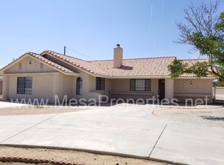 13228 Algonquin Rd, Apple Valley, CA 92308