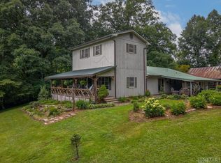 174 Fuchs Dr, Franklin, NC 28734